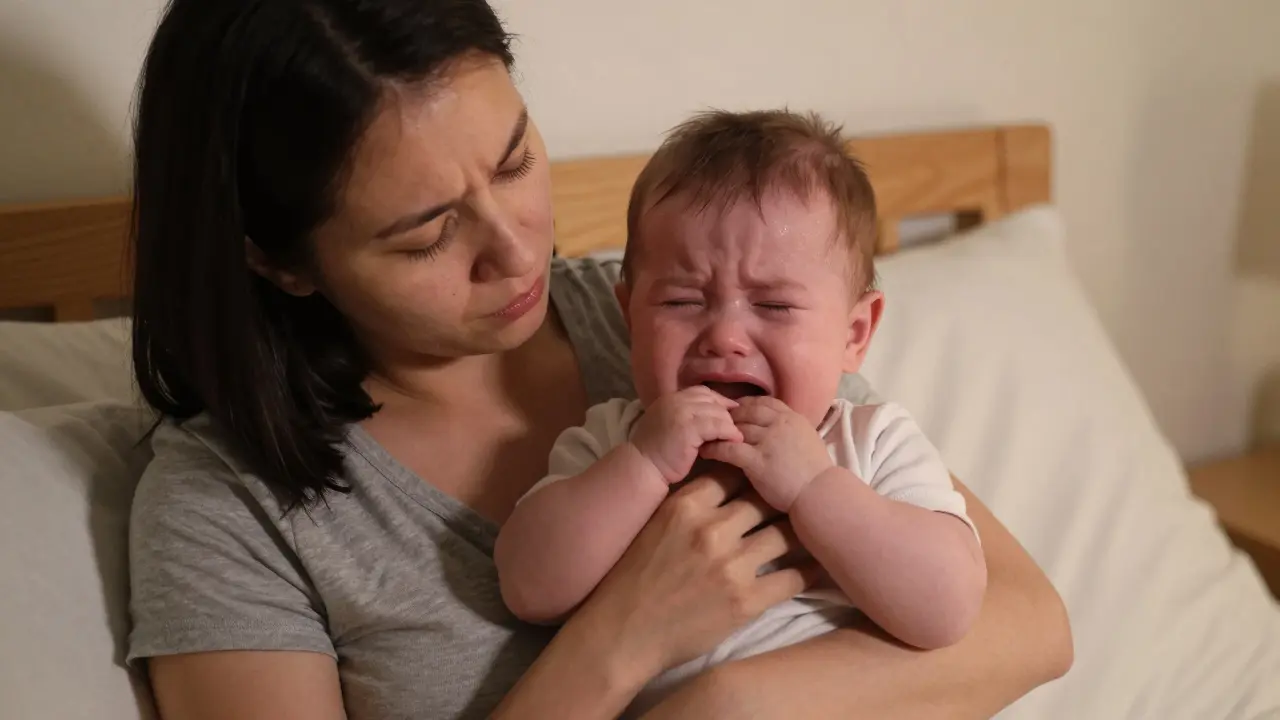 Jak dlouho bolí růst zubů? Přehled pro miminka i děti (a tipy na úlevu)